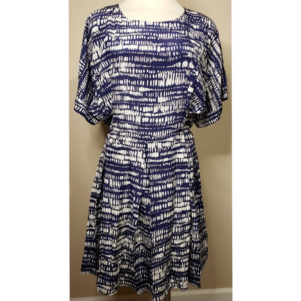 Garnet Hill Dress Silk Womens Blue White Sz XS Abstract Dash Modern Shift Mini